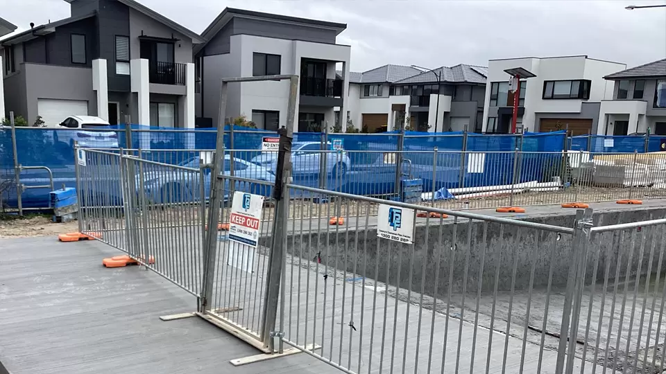 Temporary Pool Fencing